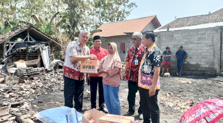 Foto Ketua PMI