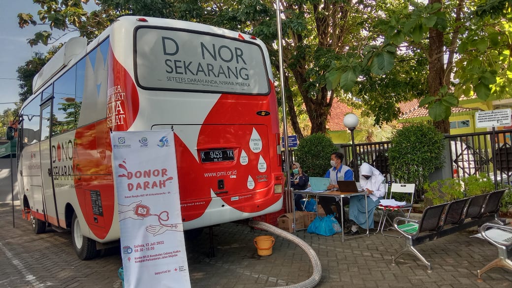 Foto Ketua PMI
