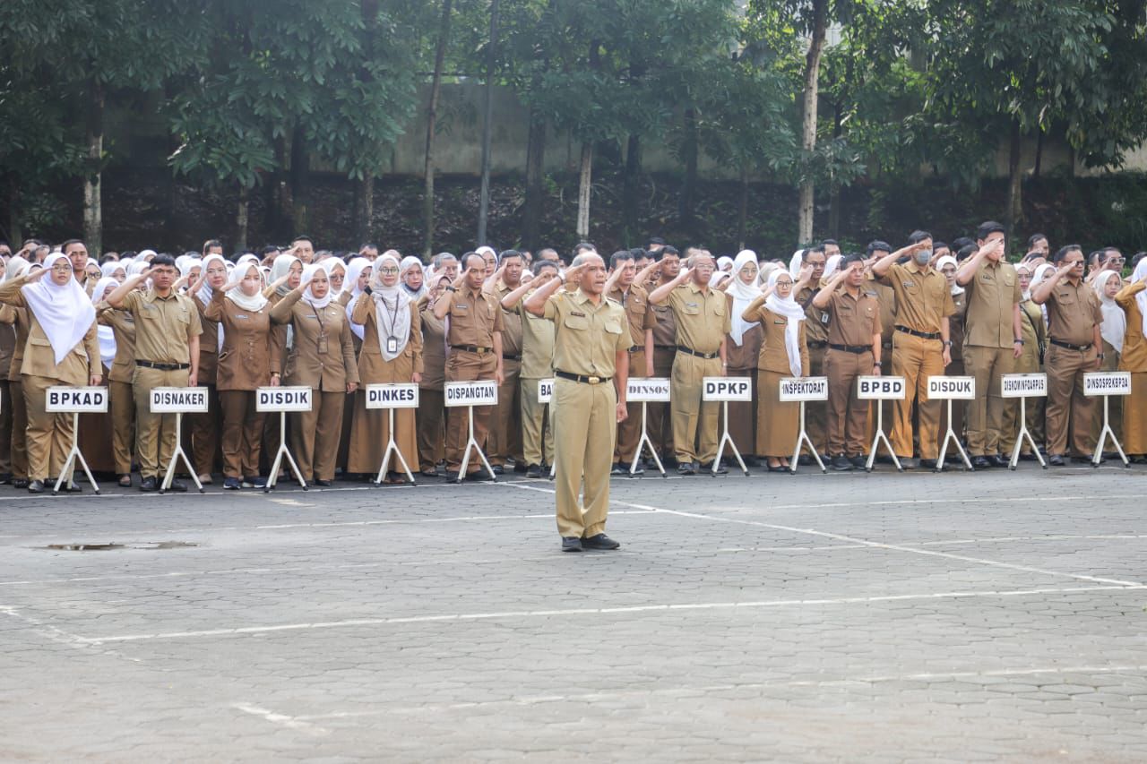 Foto Ketua PMI